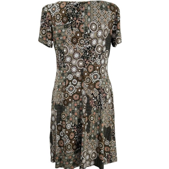 Northstyle Brown Multicolored Fit and Flare Short Sleeve Floral Dress Size 6 - Picture 3 of 15